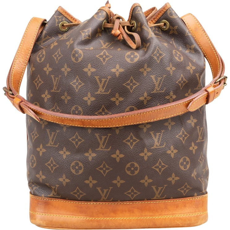 Louis Vuitton Louis Vuitton Monogram Canvas Sac Noé Grande Shoulder Bag