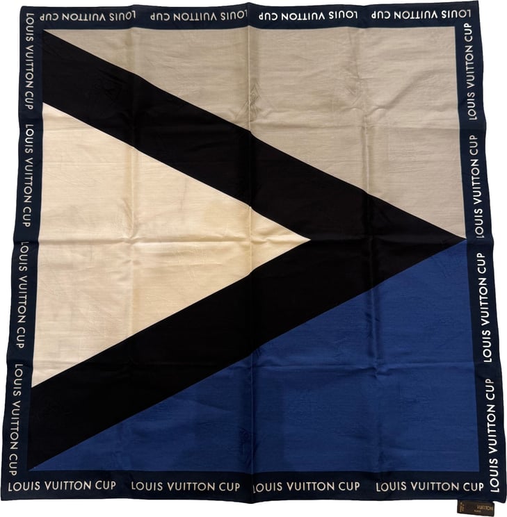 Louis Vuitton Louis Vuitton Etoile scarf Monogram Large