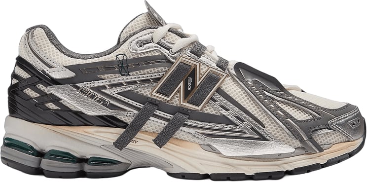 New Balance 1906 SNEAKERS