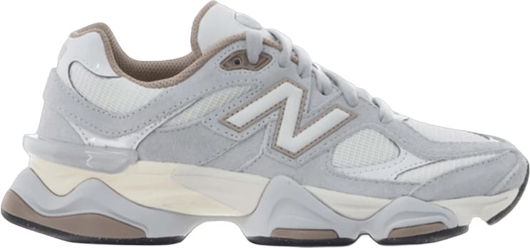 New Balance 9060 SNEAKERS