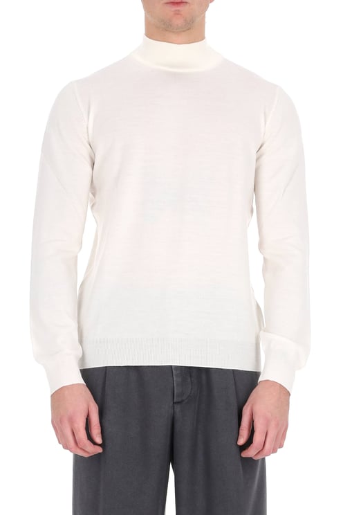 Tagliatore Lionel Extra-Fine Merino Wool Turtleneck Sweater