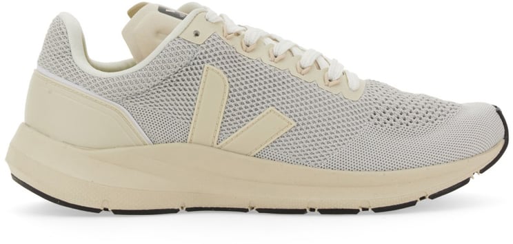 Veja SNEAKER WITH LOGO