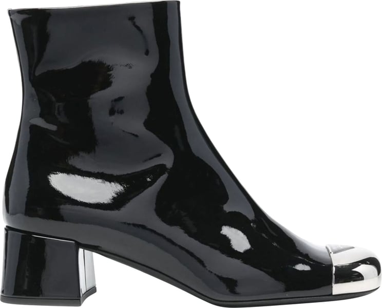 Prada Prada Leather Ankle Boots Zwart