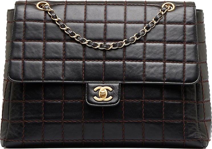 Chanel Square Quilted Lambskin Flap Zwart
