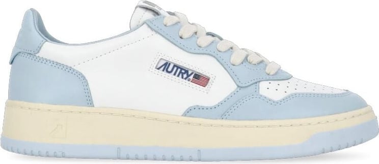 Autry Sneakers Light Light Blue Blauw