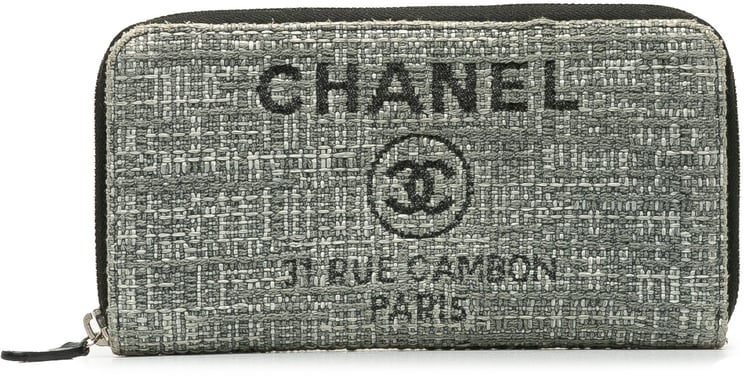 Chanel Tweed Deauville Continental Wallet Grijs