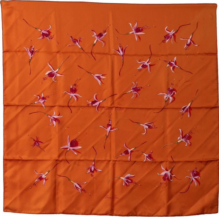 Hermès Fleurs de Fuchsia Silk Scarf Oranje
