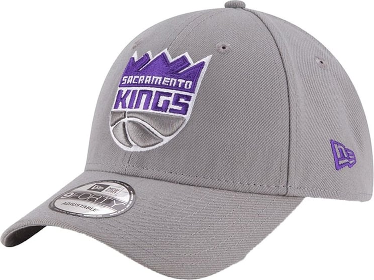 New Era Sacramento Kings Grey 9forty cap Grijs