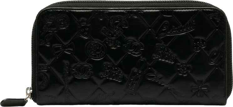 Chanel Matelasse Lucky Symbols Patent Zip-Around Wallet Zwart