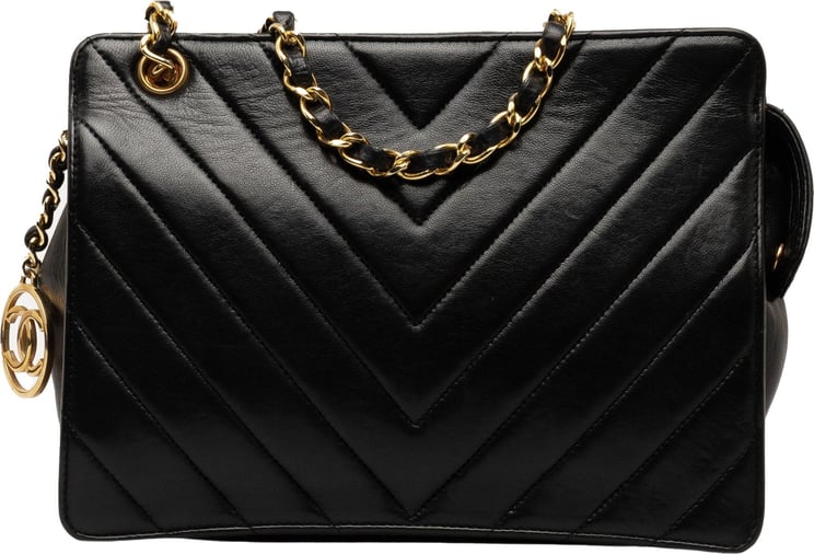 Chanel Chevron Lambskin Shoulder Bag Zwart
