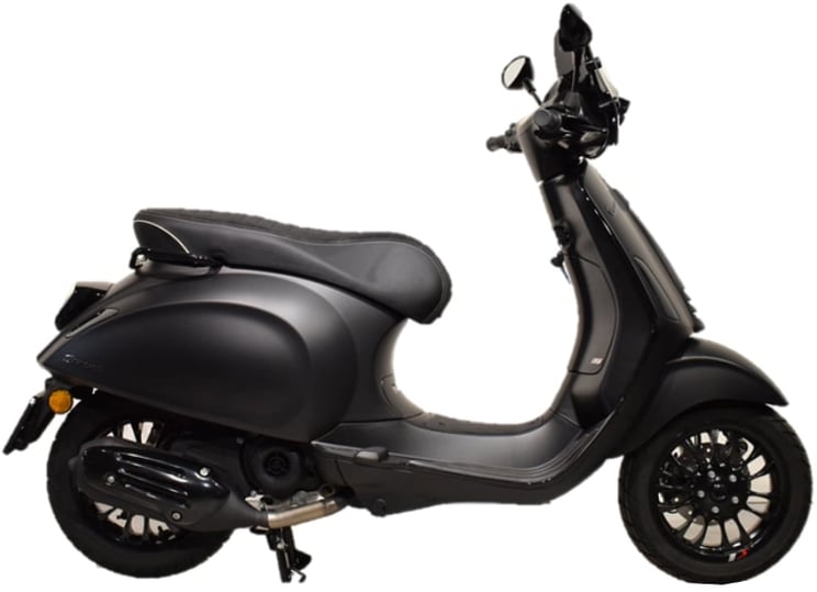 Vespa Sprint S - Black-on-Black - 45km/u Zwart