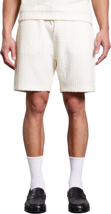 Aeden Aki Shorts Off-white