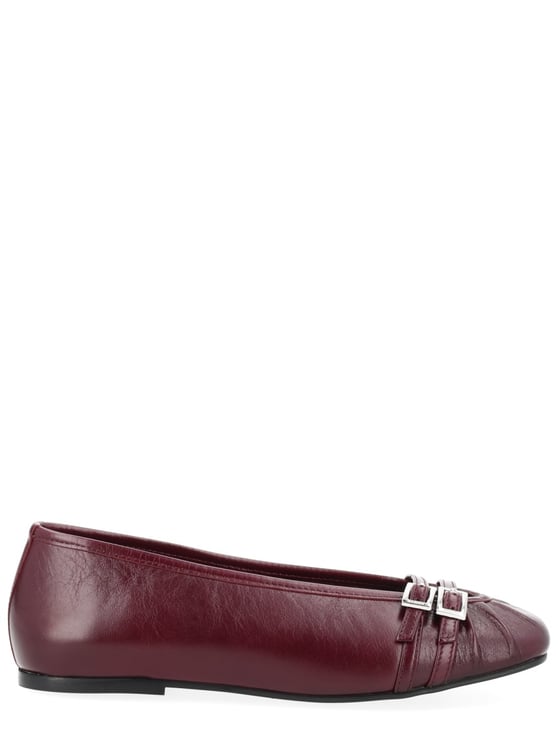 Alohas Goat Leather Pointed Buckles Flats