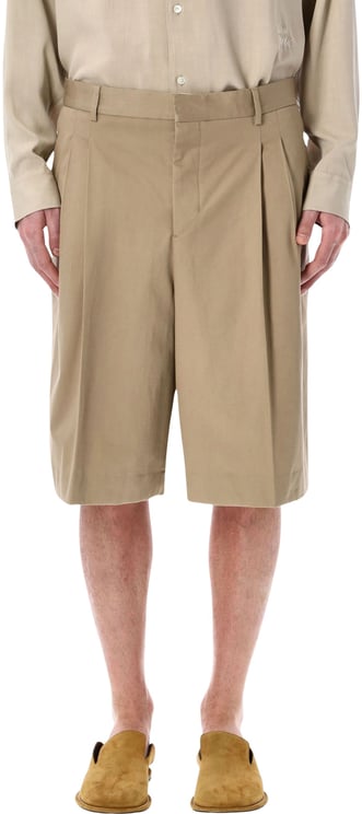 AMI Paris Double Pinces Short Beige