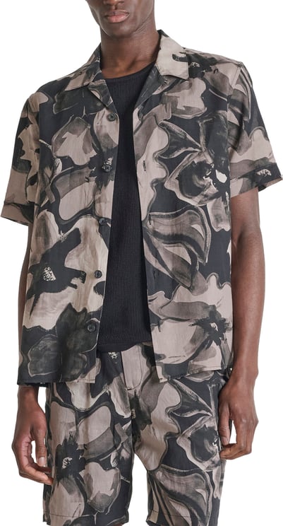 Antony Morato SHIRT HONOLULU RELAXED STRAIGHT FIT IN RAMIE FABRIC WITH LOGOED  BADGE