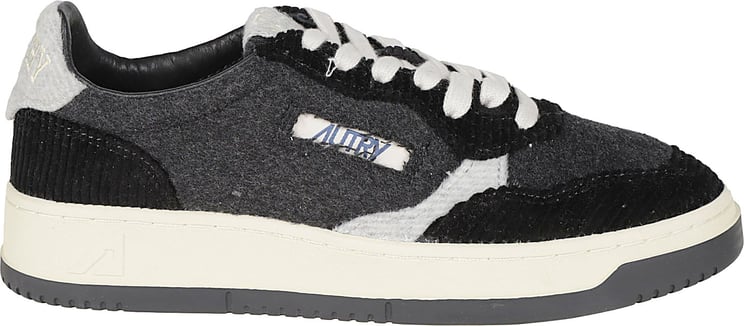 Autry Medalist Low Sneakers Black