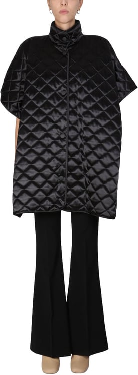 Boutique Moschino Diamond-Pattern Quilted Jacket With High Neck