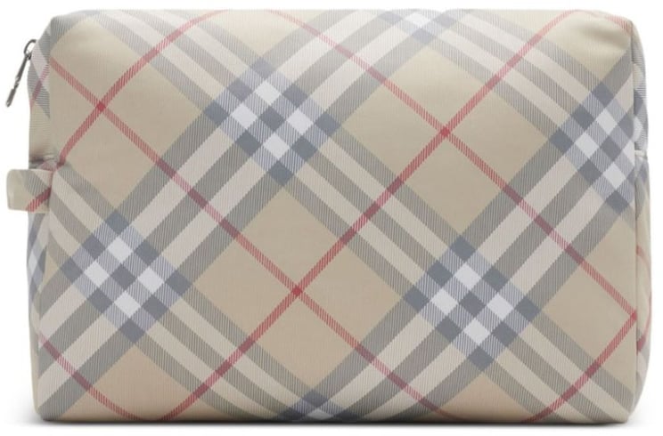 Burberry chk diaper pouch divers