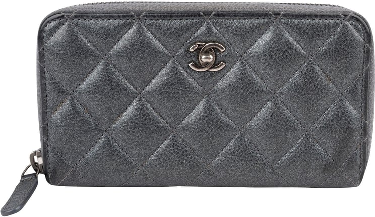 Chanel Chanel Quilted Metallic Lambskin Zip Around Wallet