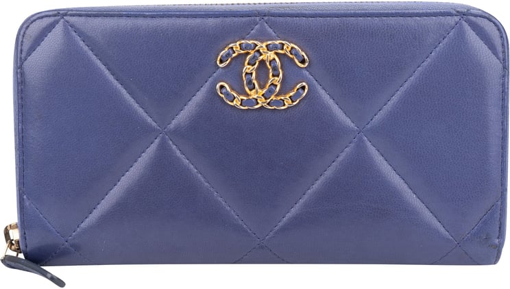 Chanel Chanel 19 Quilted Lambskin CC  Wallet