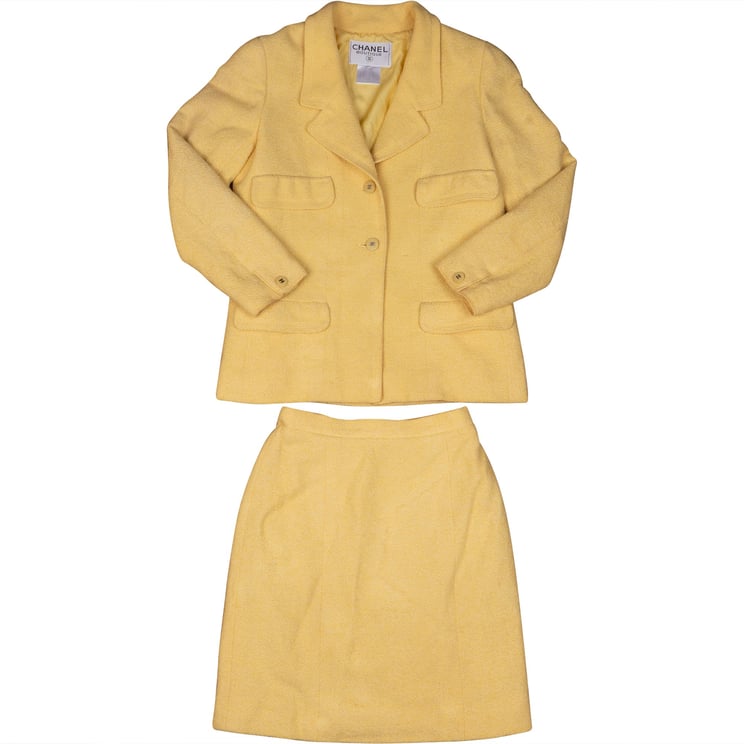 Chanel Chanel Yellow Tweed Jacket Set (DE34 / FR36)