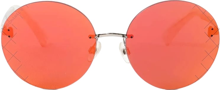 Chanel Chanel Mirrored Sunglasses in Red CH4216
