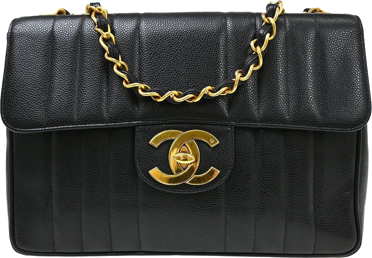 Chanel Chanel Classic Flap vertical quilted caviar Jumbo