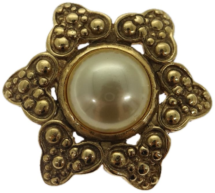 Chanel Chanel Baroque CC Brooch Metal