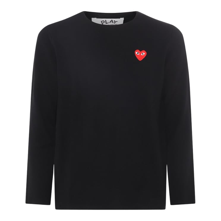 Comme des Garçons Minimalist Black Sweater With Distinctive Red Heart Emblem