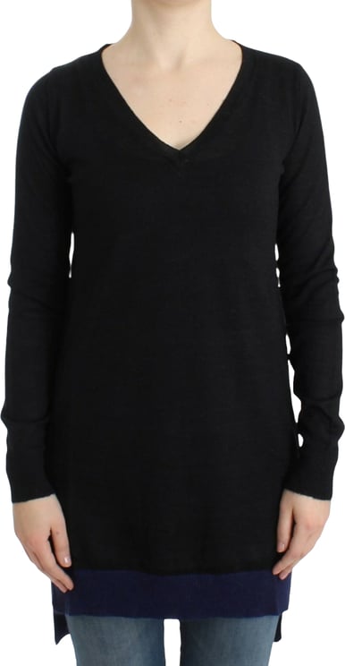 Costume National Costume National Black V-neck lightweight sweater
