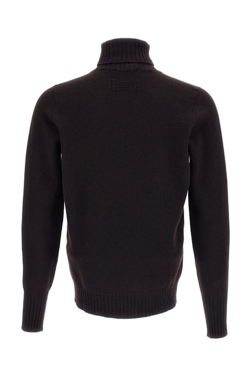 Drumohr Ribbed Turtleneck Sweater in Luxurious Jersey-Knit Wool