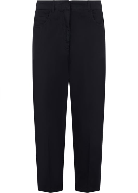 Fabiana Filippi Elegant black trousers, comfortable and versatile.