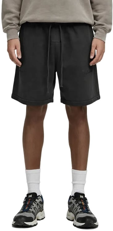 Fear of God SIGNATURE CLASSIC SHORT FADED BLACK