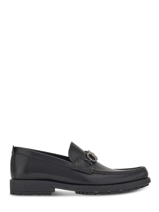 Ferragamo Smooth Leather Flat Shoes with Moccasin Toe Design