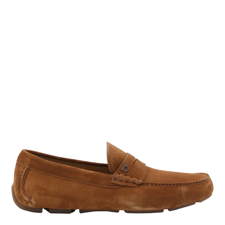 Ferragamo Sleek Black Loafers With Rounded Toe And Minimalist Design