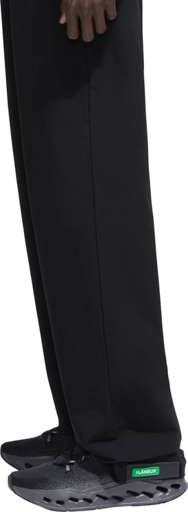 FLÂNEUR Badge Formal Tech Pants | Black