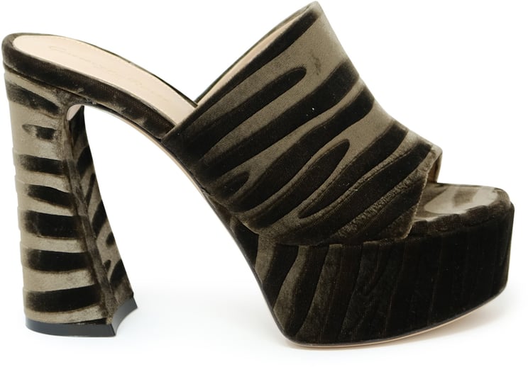 Gianvito Rossi GIANVITO ROSSI G16990.70RIC.VEZMINK MINK ZEBRA PRINT VELVET MULES