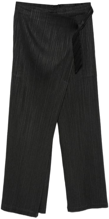 HOMME PLISSÉ ISSEY MIYAKE Trousers Black