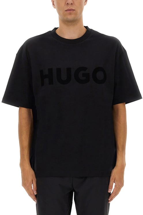 Hugo OVERSIZED LOGO T-SHIRT