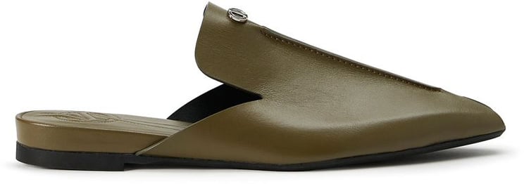 Iceberg Khaki slippers with an essential design