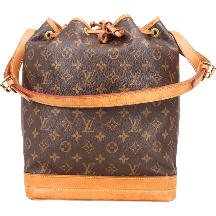 Louis Vuitton Louis Vuitton Monogram Canvas Sac Noé Grande Shoulder Bag