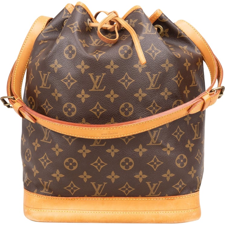 Louis Vuitton Louis Vuitton Monogram Canvas Sac Noé Grande Shoulder Bag
