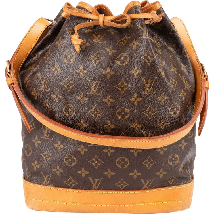 Louis Vuitton Louis Vuitton Monogram Canvas Sac Noé Grande Shoulder Bag