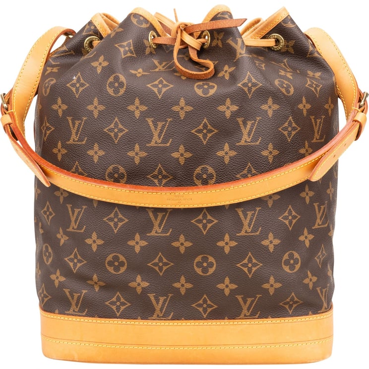 Louis Vuitton Louis Vuitton Monogram Canvas Sac Noé Grande Shoulder Bag