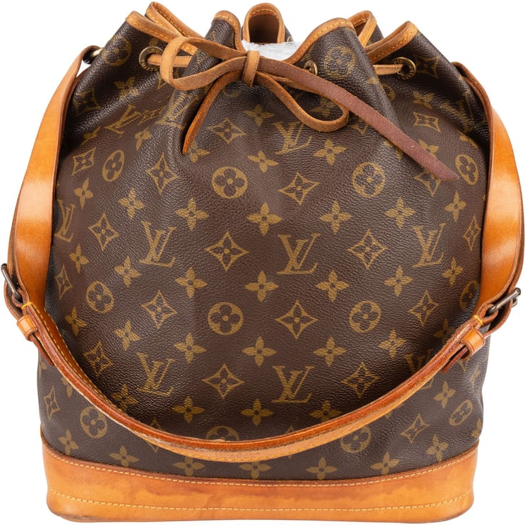 Louis Vuitton Louis Vuitton Monogram Canvas Sac Noé Grande Shoulder Bag