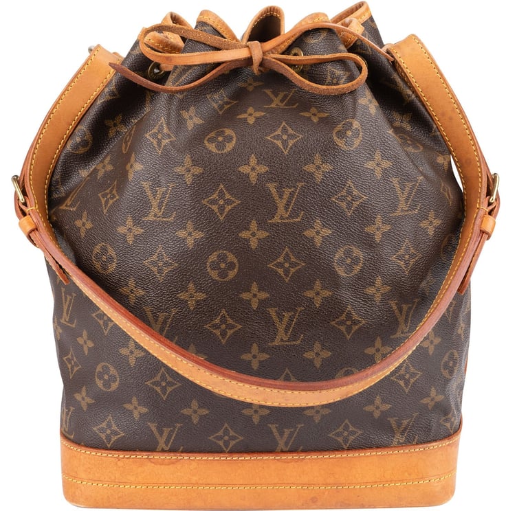 Louis Vuitton Louis Vuitton Monogram Canvas Sac Noé Grande Shoulder Bag