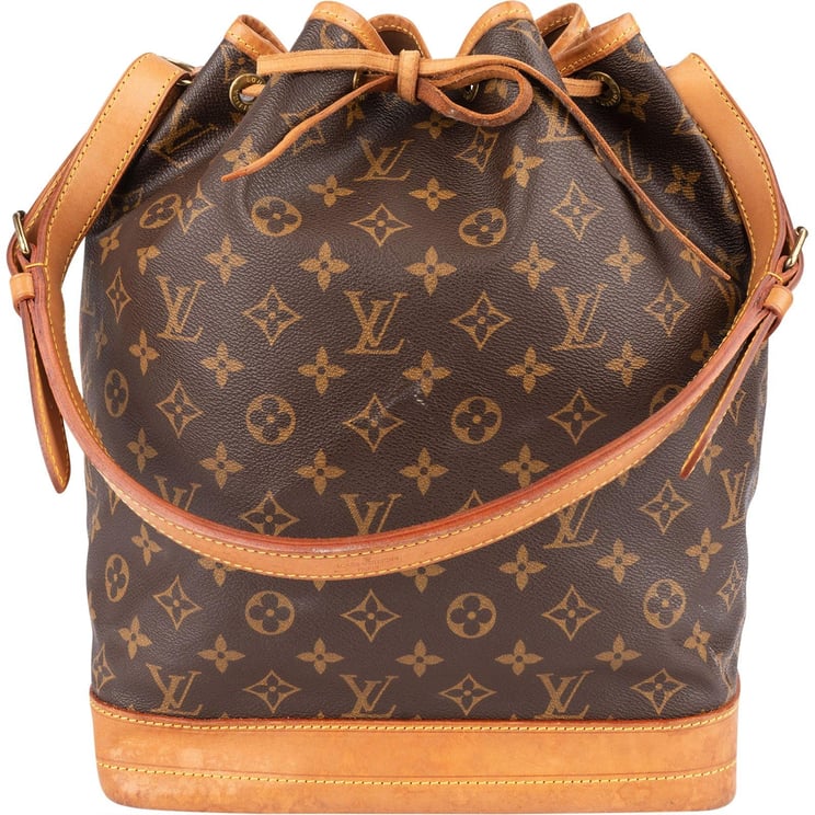Louis Vuitton Louis Vuitton Monogram Canvas Sac Noé Grande Shoulder Bag