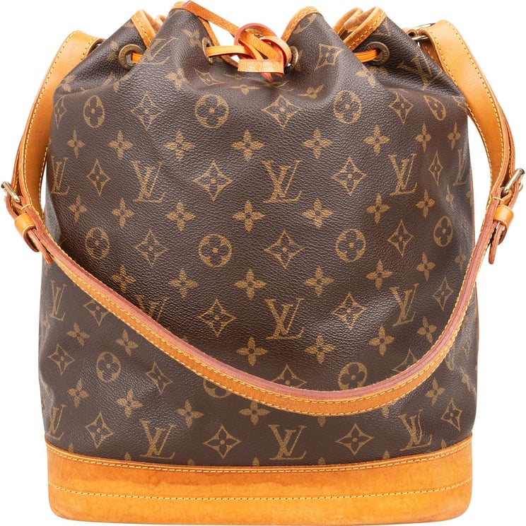 Louis Vuitton Louis Vuitton Monogram Canvas Sac Noé Grande Shoulder Bag
