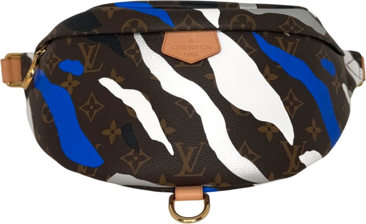 Louis Vuitton Louis Vuitton x League of Legends Bumbag blau M45106
