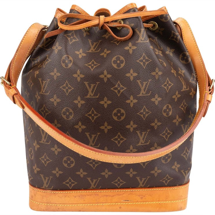 Louis Vuitton Louis Vuitton Monogram Canvas Sac Noé Grande Shoulder Bag